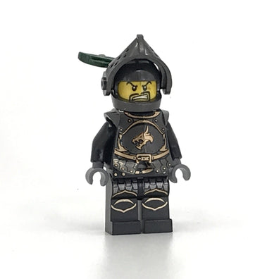 Kingdoms - Dragon Knight Armor with Chain, Helmet with Visor, Beard